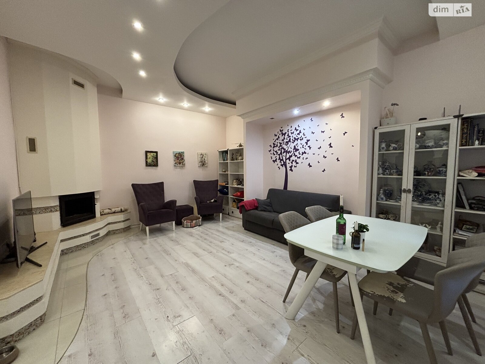 двоповерховий таунхаус, 111 кв. м, цегла. Здається помісячно в Ужгороді, в районі Центр фото 1 двопроверховий таунхаус, 111 кв. м, цегла. Здається помісячно в Ужгороді, в районі Центр фото 1