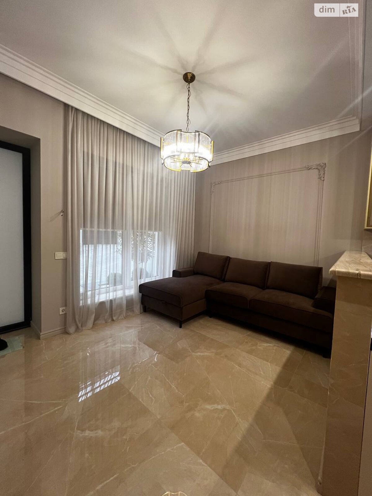 трипроверховий таунхаус, 135 кв. м, цегла. Здається помісячно в Ужгороді, в районі Центр фото 1