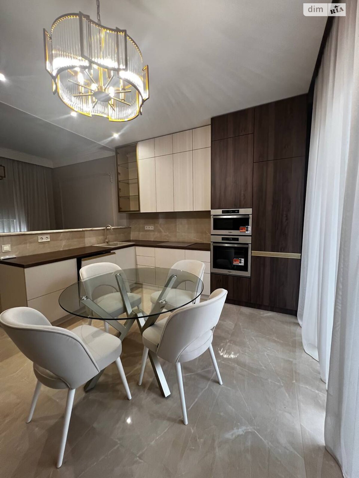 трипроверховий таунхаус, 135 кв. м, цегла. Здається помісячно в Ужгороді, в районі Центр фото 1