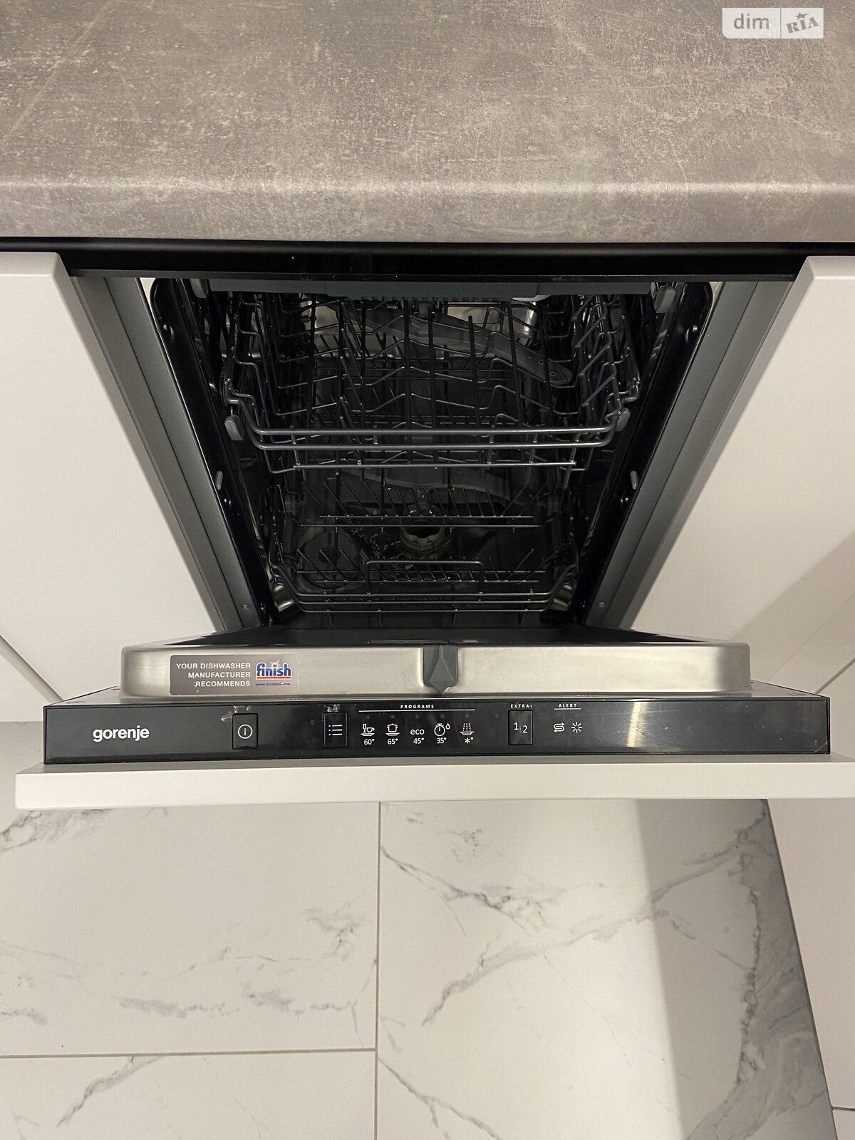 двоповерховий таунхаус, 135 кв. м, кирпич. Здається помісячно в Зарванцях фото 1