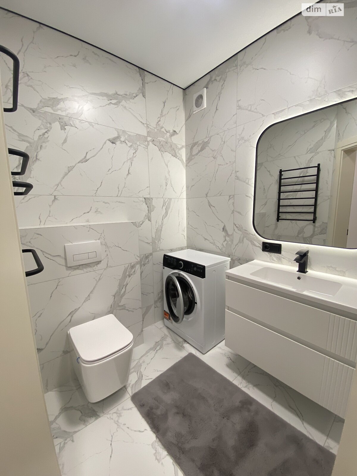 двоповерховий таунхаус, 135 кв. м, кирпич. Здається помісячно в Зарванцях фото 1