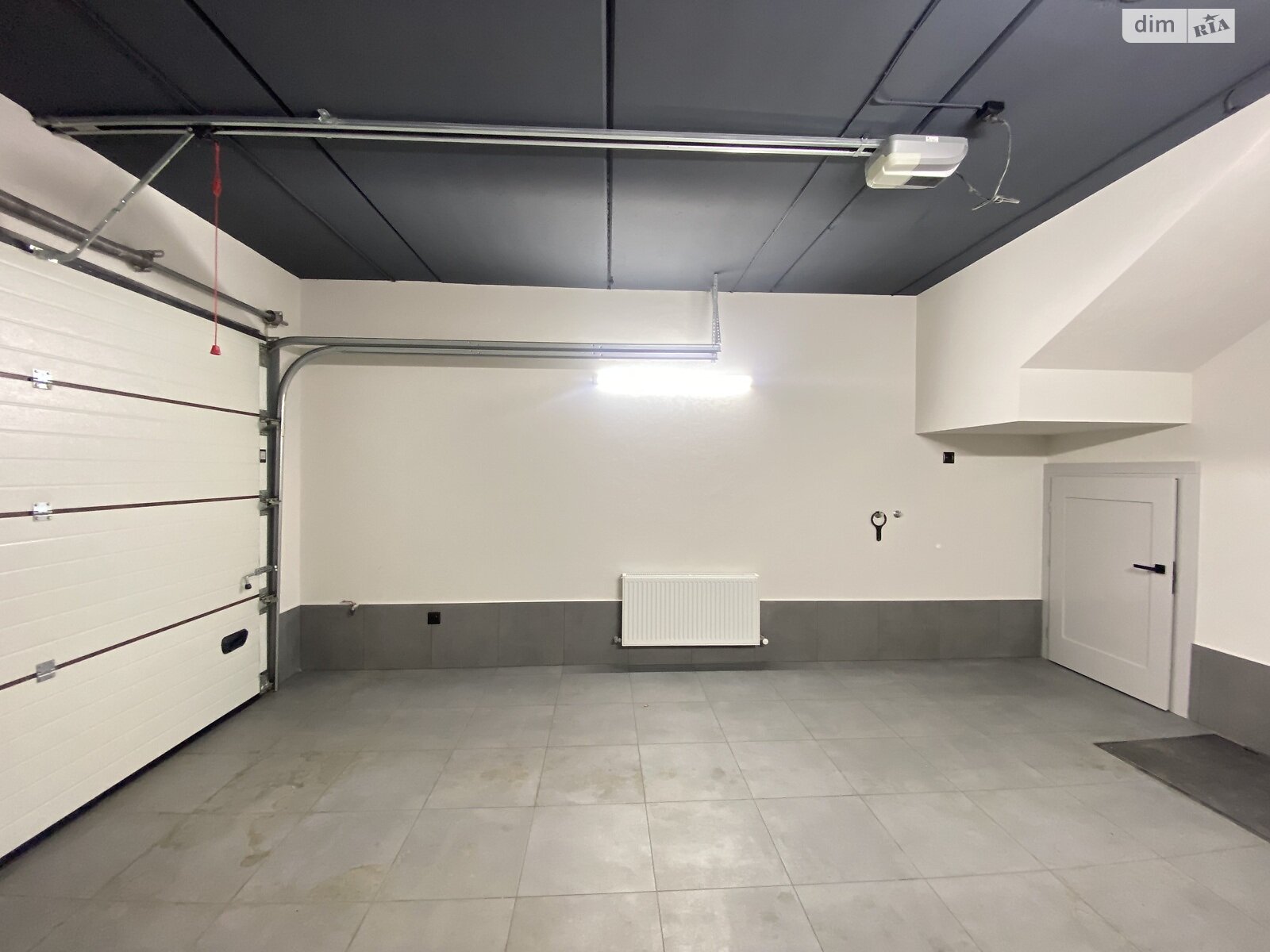 двоповерховий таунхаус, 135 кв. м, кирпич. Здається помісячно в Зарванцях фото 1