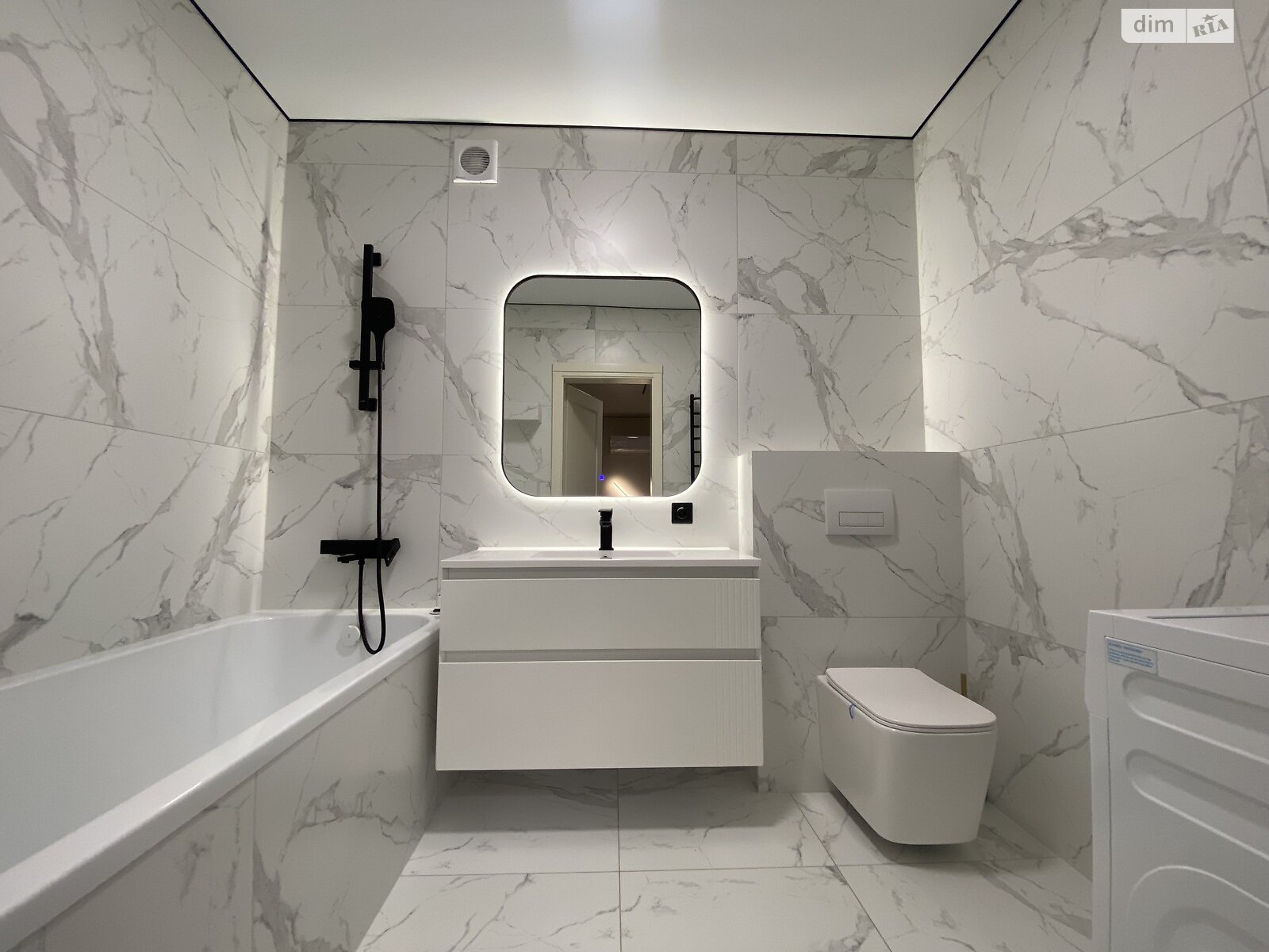 двоповерховий таунхаус, 135 кв. м, кирпич. Здається помісячно в Зарванцях фото 1