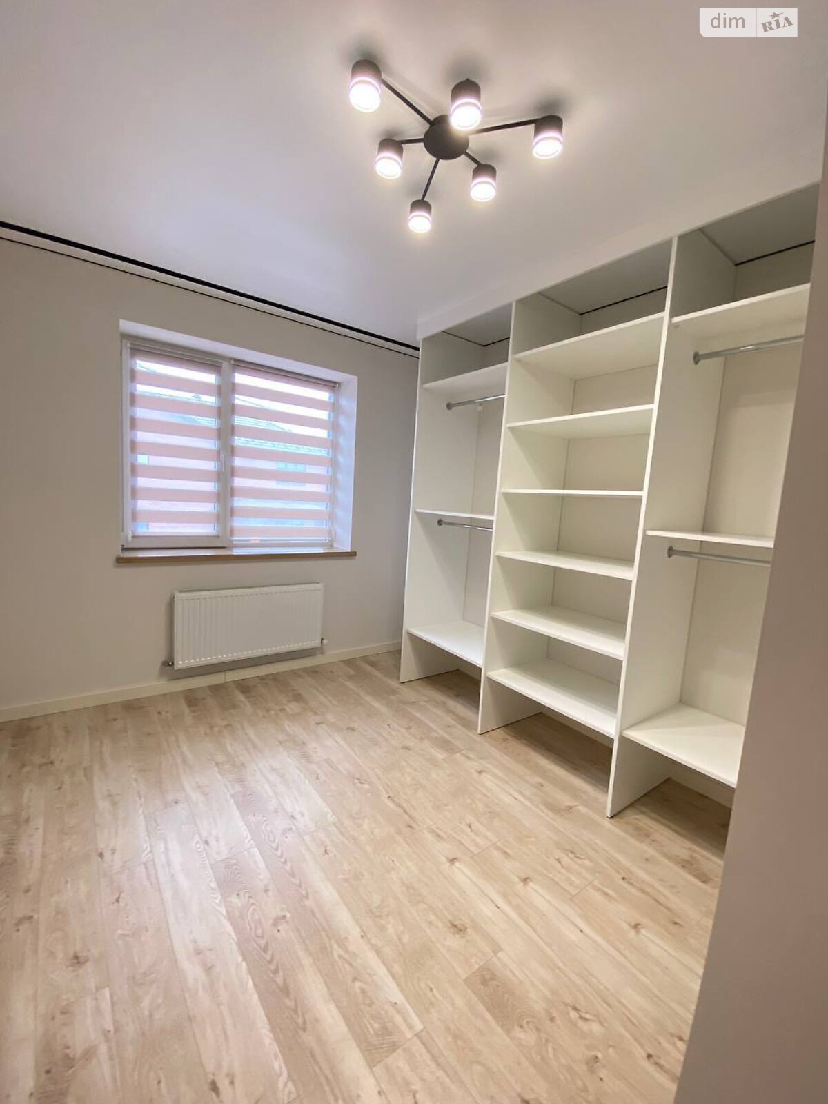 двоповерховий таунхаус, 135 кв. м, кирпич. Здається помісячно в Зарванцях фото 1