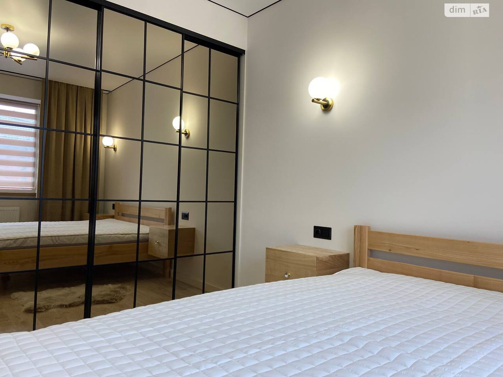 двоповерховий таунхаус, 135 кв. м, кирпич. Здається помісячно в Зарванцях фото 1