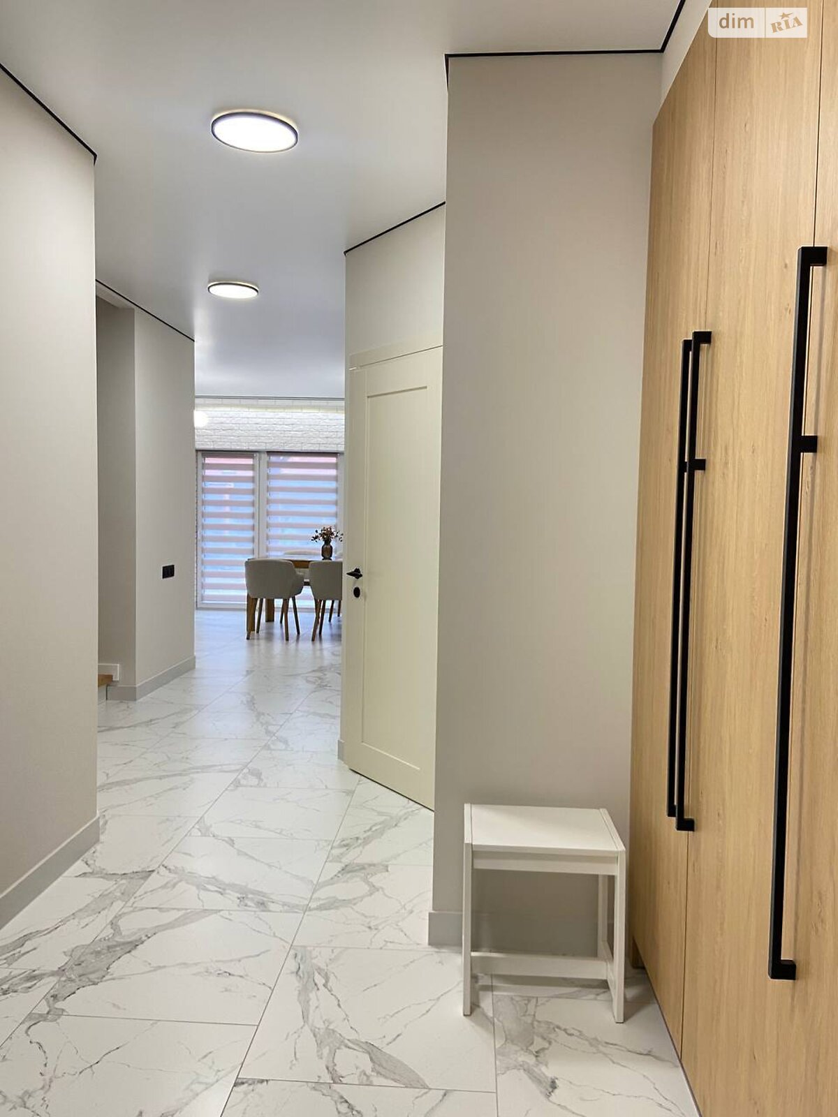 двоповерховий таунхаус, 135 кв. м, кирпич. Здається помісячно в Зарванцях фото 1