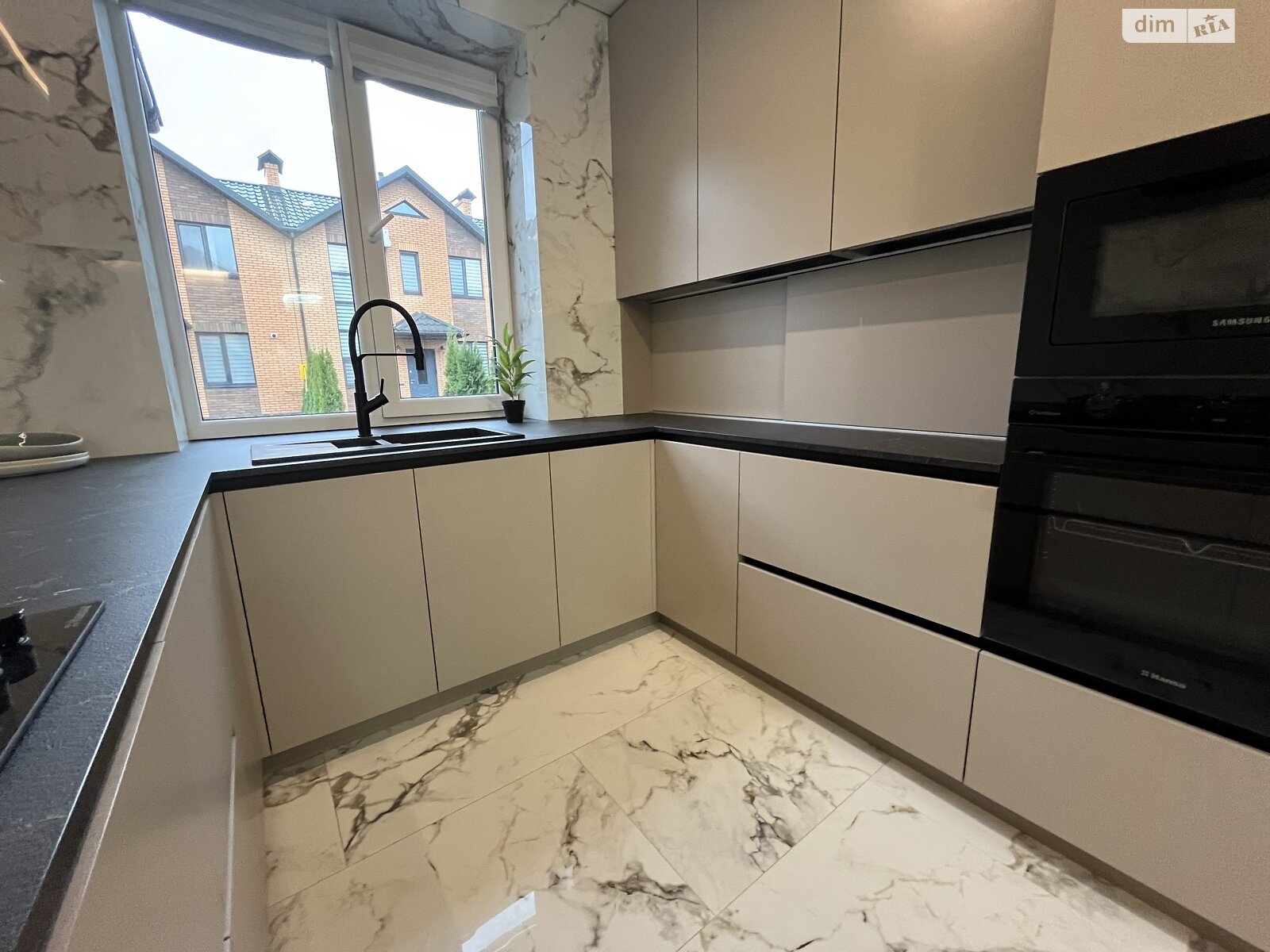 двоповерховий таунхаус, 90 кв. м, цегла. Здається помісячно в Вінниці, в районі undefined фото 1 двопроверховий таунхаус, 90 кв. м, цегла. Здається помісячно в Вінниці, в районі undefined фото 1