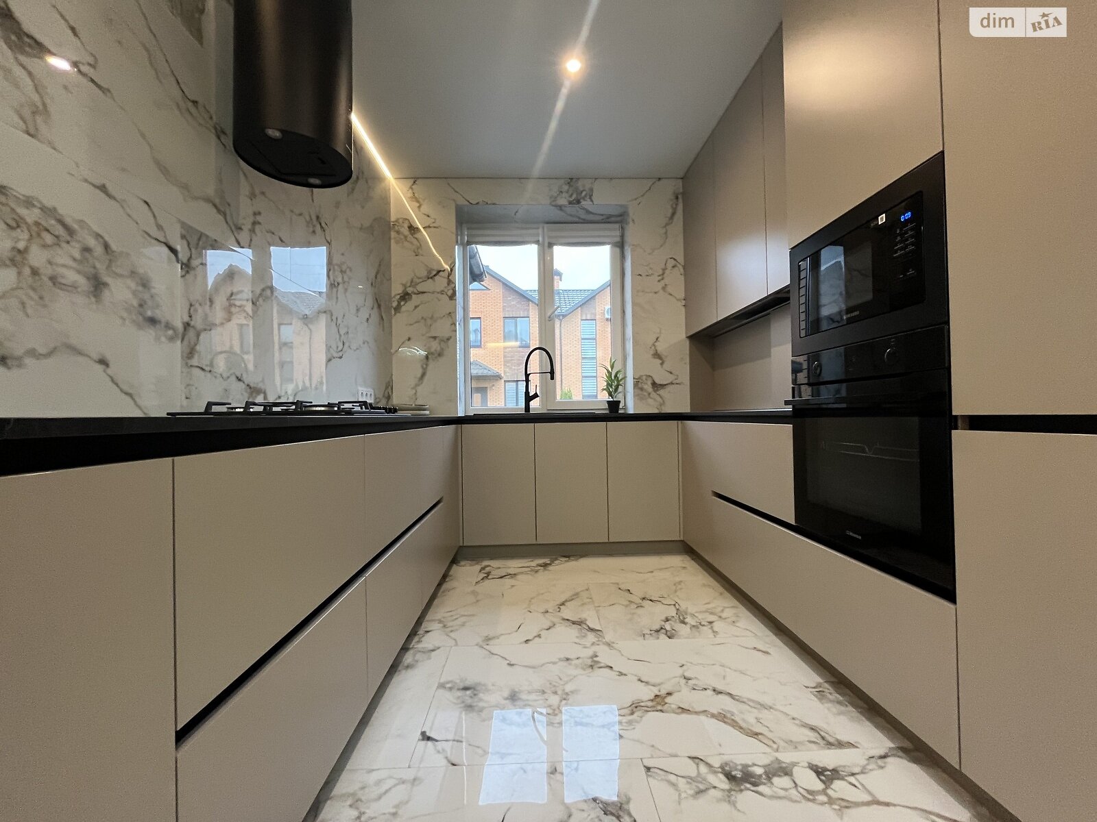 двоповерховий таунхаус, 90 кв. м, цегла. Здається помісячно в Вінниці, в районі undefined фото 1 двопроверховий таунхаус, 90 кв. м, цегла. Здається помісячно в Вінниці, в районі undefined фото 1