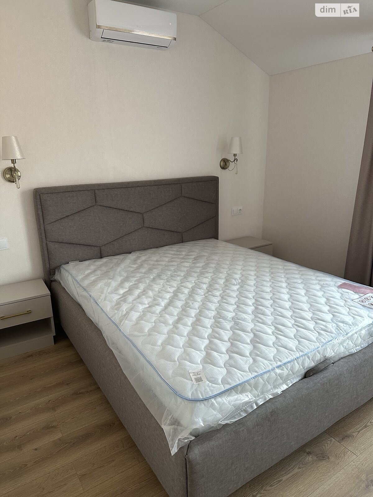 двухэтажный таунхаус, 90 кв. м, кирпич. Сдается помесячно в Виннице фото 1 двухэтажный таунхаус, 90 кв. м, кирпич. Сдается помесячно в Виннице фото 1