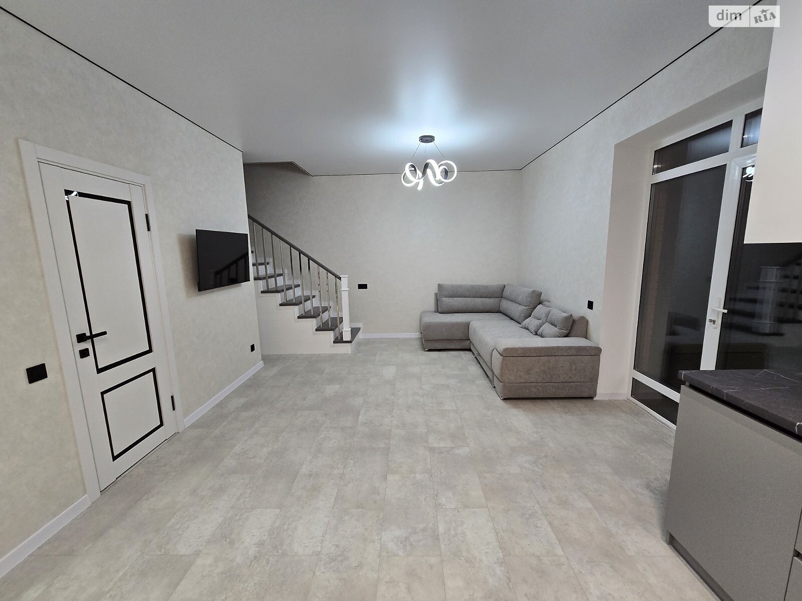 двухэтажный таунхаус, 100 кв. м, кирпич. Сдается помесячно в Виннице фото 1