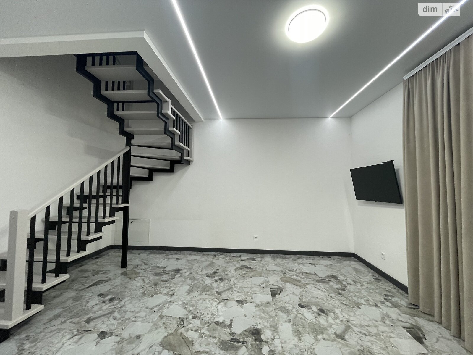 двухэтажный таунхаус, 90 кв. м, кирпич. Сдается помесячно в Агрономичном фото 1