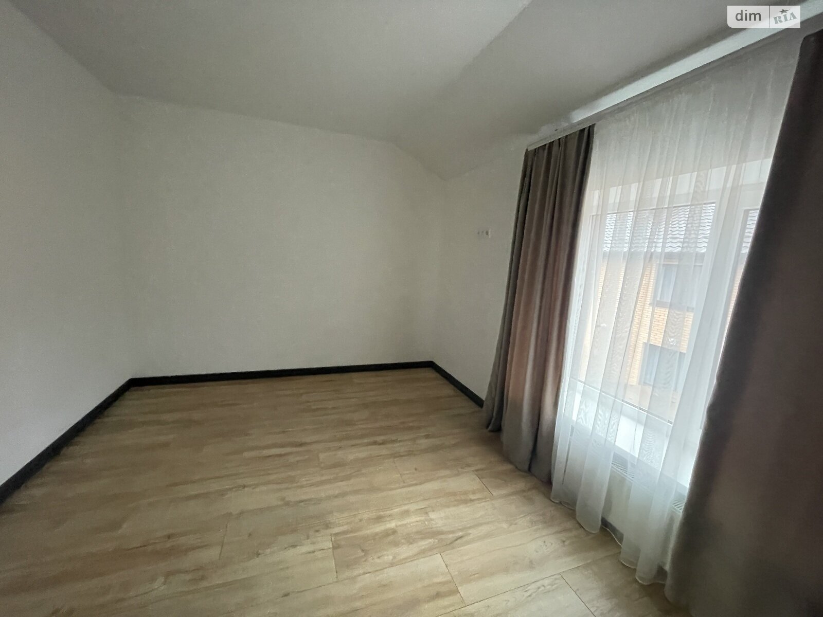 двухэтажный таунхаус, 90 кв. м, кирпич. Сдается помесячно в Агрономичном фото 1