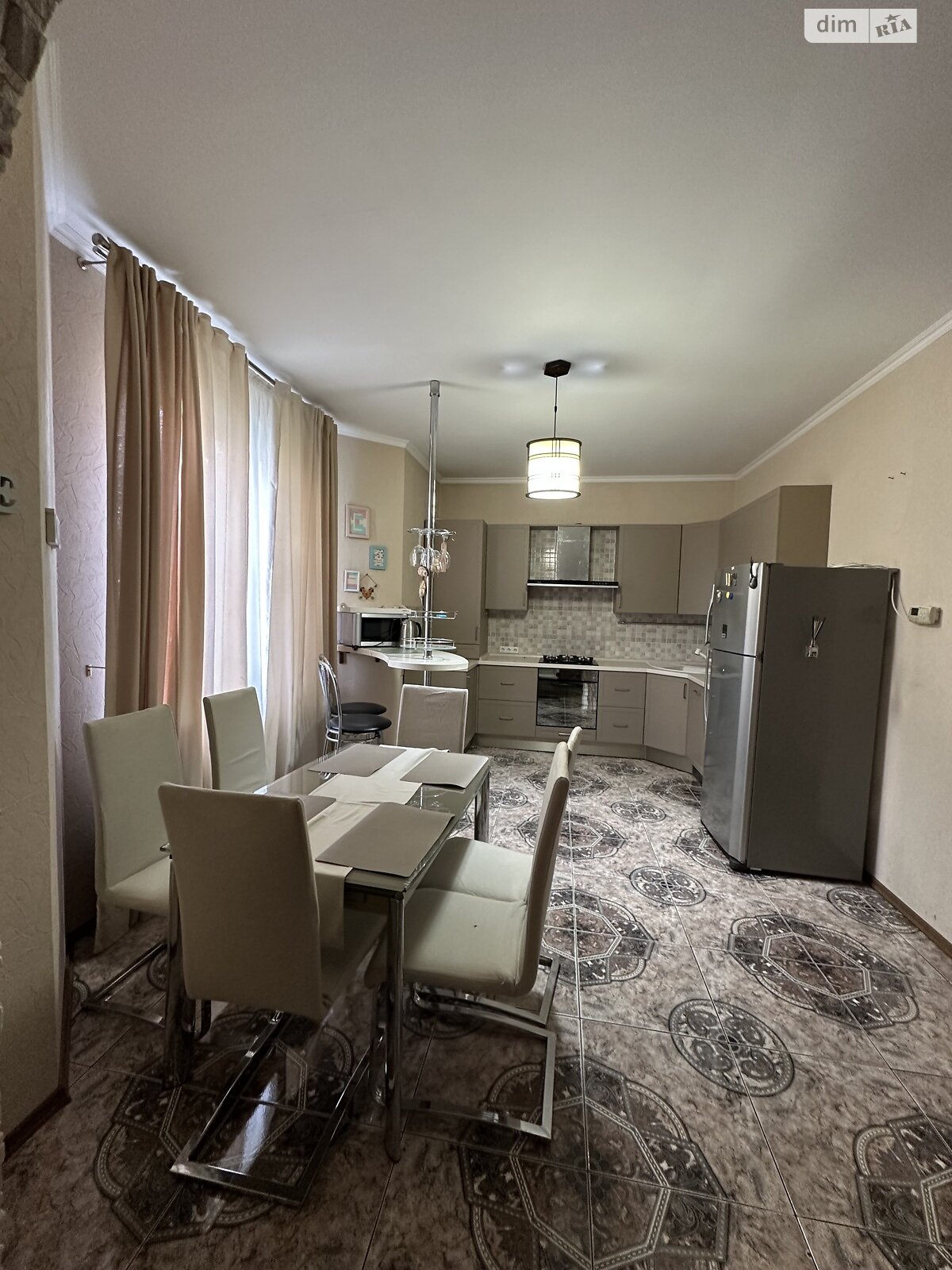 двоповерховий таунхаус, 250 кв. м, піноблок. Здається помісячно в Здорівці фото 1 двоповерховий таунхаус, 250 кв. м, піноблок. Здається помісячно в Здорівці фото 1