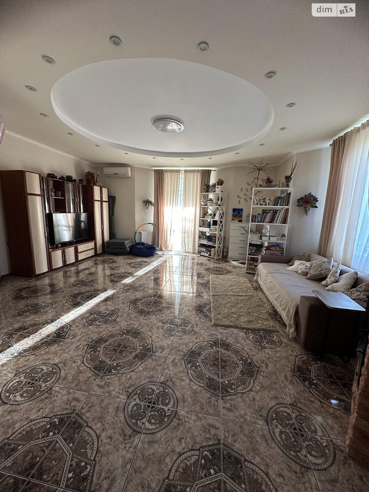 двоповерховий таунхаус, 250 кв. м, піноблок. Здається помісячно в Здорівці фото 1 двоповерховий таунхаус, 250 кв. м, піноблок. Здається помісячно в Здорівці фото 1