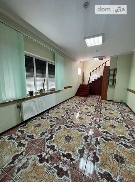 Торговая площадь в Черкассах, сдам в аренду по Шевченко бульвар 224, район Центр, цена: 80 000 грн за объект фото 1 Торговая площадь в Черкассах, сдам в аренду по Шевченко бульвар 224, район Центр, цена: 80 000 грн за объект фото 1