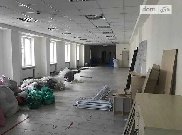 Торговая площадь в Чернигове, сдам в аренду по Мира проспект 37а, район Центр, цена: 31 500 грн за объект фото 1 Торговая площадь в Чернигове, сдам в аренду по Мира проспект 37а, район Центр, цена: 31 500 грн за объект фото 1