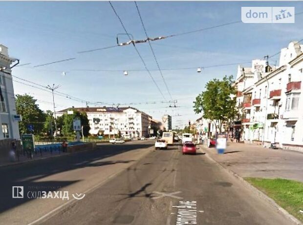 Торгова площа в Чернігові, здам в оренду по Перемоги проспект 81, район Центр, ціна: 27 600 грн за об’єкт фото 1 Торгова площа в Чернігові, здам в оренду по Перемоги проспект 81, район Центр, ціна: 27 600 грн за об’єкт фото 1