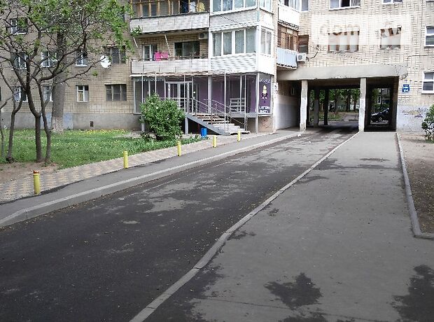 Торговая площадь в Харькове, сдам в аренду по проспект Науки 66, район Павлово Поле, цена: договорная за объект фото 1 Торговая площадь в Харькове, сдам в аренду по проспект Науки 66, район Павлово Поле, цена: договорная за объект фото 1