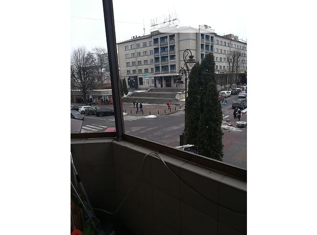 Торговая площадь в Хмельницком, сдам в аренду по Проскуровская улица, район Центр, цена: 10 000 грн за объект фото 1 Торговая площадь в Хмельницком, сдам в аренду по Проскуровская улица, район Центр, цена: 10 000 грн за объект фото 1