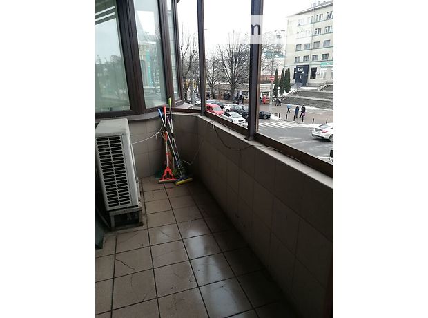 Торговая площадь в Хмельницком, сдам в аренду по Проскуровская улица, район Центр, цена: 10 000 грн за объект фото 1 Торговая площадь в Хмельницком, сдам в аренду по Проскуровская улица, район Центр, цена: 10 000 грн за объект фото 1