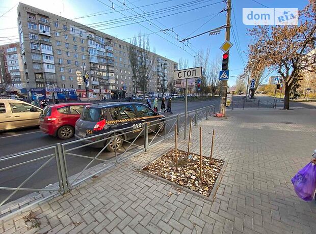 Торговая площадь в Николаеве, сдам в аренду по проспект (Леніна) Центральний, район Центральный, цена: 25 000 грн за объект фото 1 Торговая площадь в Николаеве, сдам в аренду по проспект (Леніна) Центральний, район Центральный, цена: 25 000 грн за объект фото 1