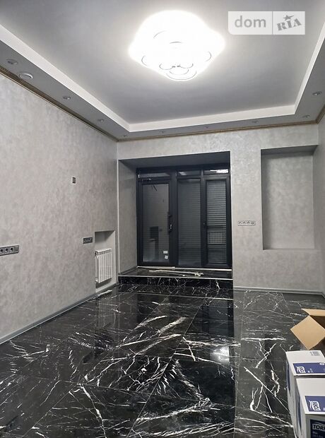 Торговая площадь в Одессе, сдам в аренду по Хмельницкого Б. 3, район Приморский, цена: 25 641 грн за объект фото 1 Торговая площадь в Одессе, сдам в аренду по Хмельницкого Б. 3, район Приморский, цена: 25 641 грн за объект фото 1