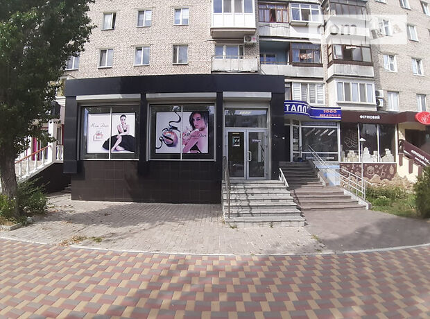 Торговая площадь в Северодонецке, сдам в аренду по Гвардейский 59, район Северодонецк, цена: договорная за объект фото 1 Торговая площадь в Северодонецке, сдам в аренду по Гвардейский 59, район Северодонецк, цена: договорная за объект фото 1