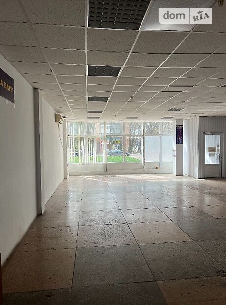 Торгова площа в Умані, здам в оренду по Тищика 3, район Умань, ціна: 34 000 грн за об’єкт фото 1 Торгова площа в Умані, здам в оренду по Тищика 3, район Умань, ціна: 34 000 грн за об’єкт фото 1