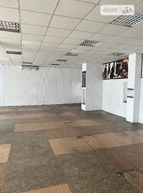 Торгова площа в Умані, здам в оренду по Тищика 3, район Умань, ціна: 34 000 грн за об’єкт фото 1 Торгова площа в Умані, здам в оренду по Тищика 3, район Умань, ціна: 34 000 грн за об’єкт фото 1