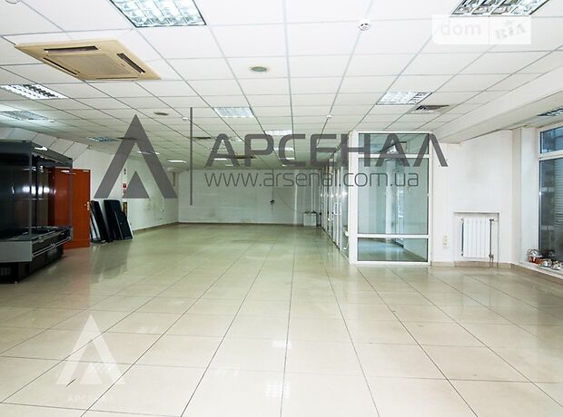 Торговая площадь в Запорожье, сдам в аренду по Школьная улица 30, район Александровский (Жовтневый), цена: 27 000 грн за объект фото 1 Торговая площадь в Запорожье, сдам в аренду по Школьная улица 30, район Александровский (Жовтневый), цена: 27 000 грн за объект фото 1