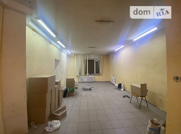 Торгова площа в Вінниці, здам в оренду по Героїв Крут (Червоних Курсантів) вулиця, район Ближнє замостя, ціна: договірна за об’єкт фото 1 Торгова площа в Вінниці, здам в оренду по Героїв Крут (Червоних Курсантів) вулиця, район Ближнє замостя, ціна: договірна за об’єкт фото 1