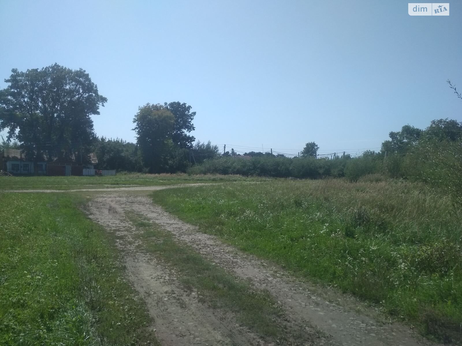 Оренда землі комерційного призначення в Комарному, ціна: 351 494 грн за об’єкт фото 1