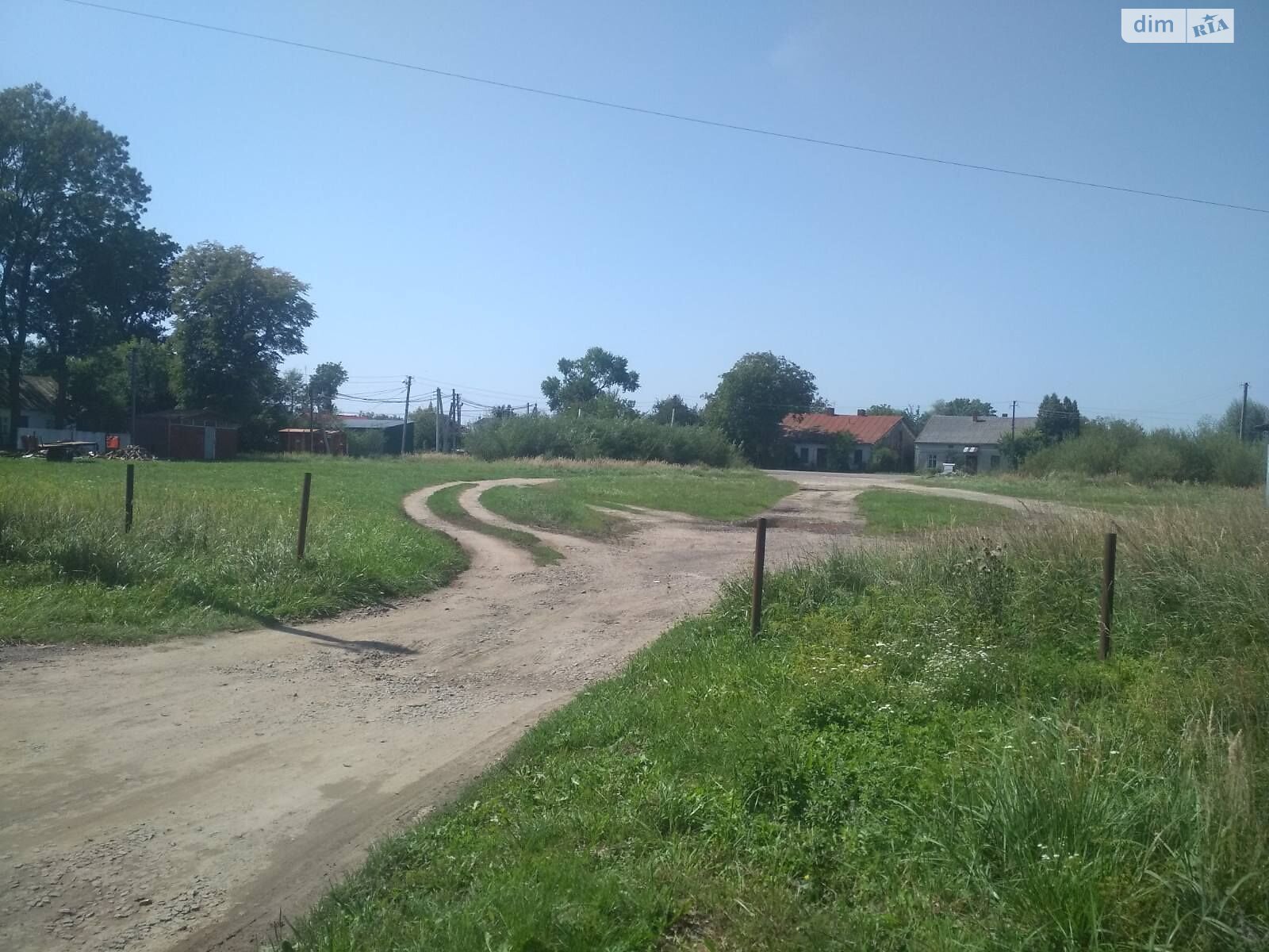 Оренда землі комерційного призначення в Комарному, ціна: 351 494 грн за об’єкт фото 1