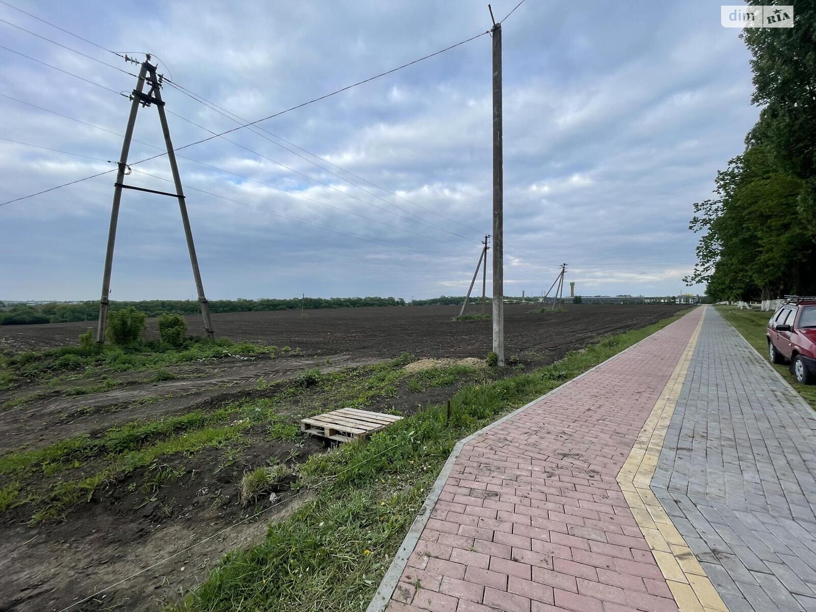 Оренда землі комерційного призначення в Острові, ціна: 900 000 грн за об’єкт фото 1 Оренда землі комерційного призначення в Острові, ціна: 900 000 грн за об’єкт фото 1