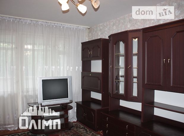 двокімнатна квартира з меблями в Вінниці, район Урожай, на вул. Пирогова в довготривалу оренду помісячно фото 1 двокімнатна квартира з меблями в Вінниці, район Урожай, на вул. Пирогова в довготривалу оренду помісячно фото 1