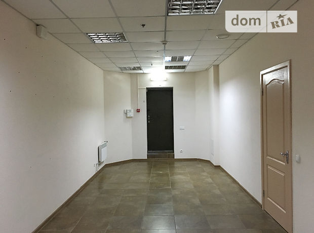 Торгова площа в Черкасах, здам в оренду по Шевченка бульвар, район Сєдова, ціна: 9 000 грн за об’єкт фото 1 Торгова площа в Черкасах, здам в оренду по Шевченка бульвар, район Сєдова, ціна: 9 000 грн за об’єкт фото 1