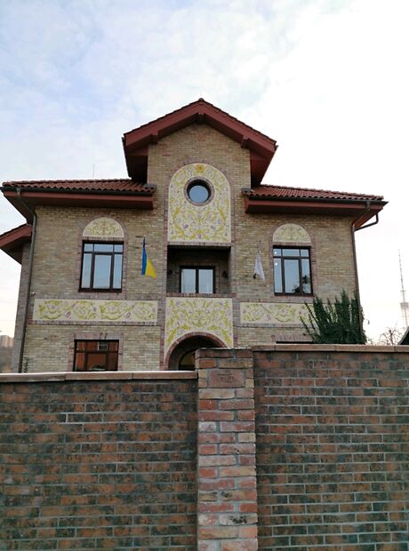 двоповерховий будинок з каміном, 600 кв. м, ракушняк. Продаж в Києві, район Подільський фото 1 двоповерховий будинок з каміном, 600 кв. м, ракушняк. Продаж в Києві, район Подільський фото 1