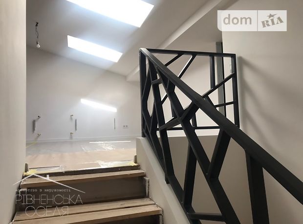 трехэтажный дом, 150 кв. м, кирпич. Продажа в Ровно район Счастливое фото 1 трехэтажный дом, 150 кв. м, кирпич. Продажа в Ровно район Счастливое фото 1