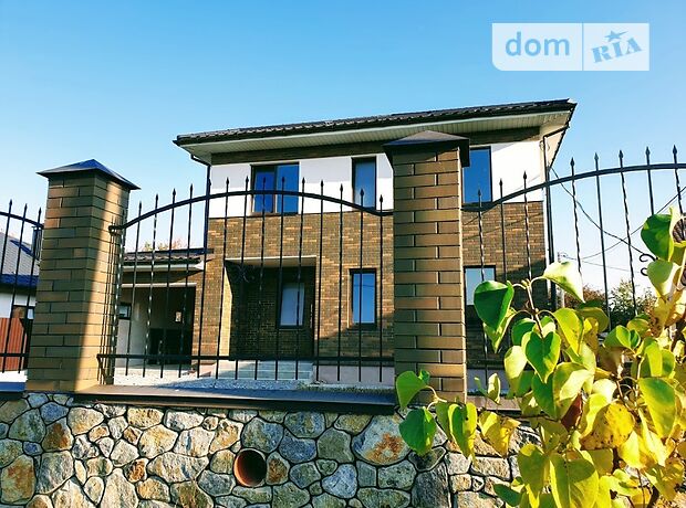 двухэтажный дом с гаражом, 180 кв. м, кирпич. Продажа в Царском Селе (Винницкая обл.) фото 1 двухэтажный дом с гаражом, 180 кв. м, кирпич. Продажа в Царском Селе (Винницкая обл.) фото 1