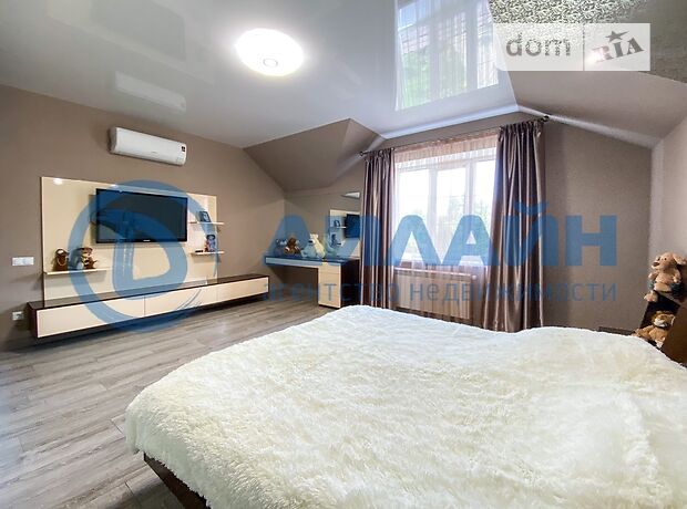 двухэтажный дом с ремонтом, 227 кв. м, кирпич. Продажа в Запорожье район Днепровский (Ленинский) фото 1 двухэтажный дом с ремонтом, 227 кв. м, кирпич. Продажа в Запорожье район Днепровский (Ленинский) фото 1