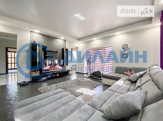 двухэтажный дом с ремонтом, 227 кв. м, кирпич. Продажа в Запорожье район Днепровский (Ленинский) фото 1 двухэтажный дом с ремонтом, 227 кв. м, кирпич. Продажа в Запорожье район Днепровский (Ленинский) фото 1