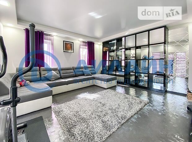 двухэтажный дом с ремонтом, 227 кв. м, кирпич. Продажа в Запорожье район Днепровский (Ленинский) фото 1 двухэтажный дом с ремонтом, 227 кв. м, кирпич. Продажа в Запорожье район Днепровский (Ленинский) фото 1