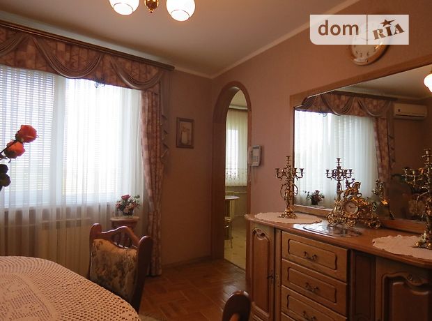Продажа четырехкомнатной квартиры в Харькове, на ул. Метростроителей район Северная Салтовка фото 1 Продажа четырехкомнатной квартиры в Харькове, на ул. Метростроителей район Северная Салтовка фото 1