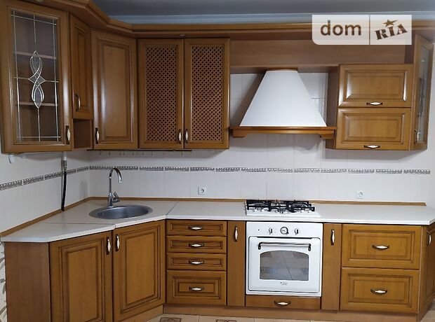 Продажа трехкомнатной квартиры в Хмельницком, на ул. Панаса Мирного район Озёрный фото 1 Продажа трехкомнатной квартиры в Хмельницком, на ул. Панаса Мирного район Озёрный фото 1