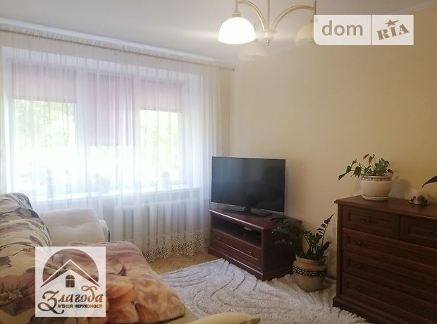 Продажа двухкомнатной квартиры в Тернополе, на ул. Живова Анатолия район Центр фото 1 Продажа двухкомнатной квартиры в Тернополе, на ул. Живова Анатолия район Центр фото 1