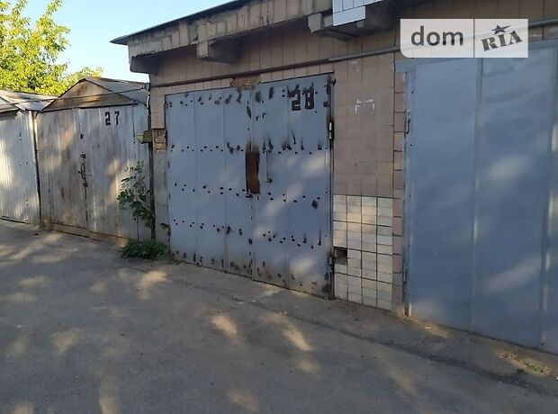 Бокс в гаражном комплексе под легковое авто, площадь 20 кв.м. фото 1 Бокс в гаражном комплексе под легковое авто, площадь 20 кв.м. фото 1