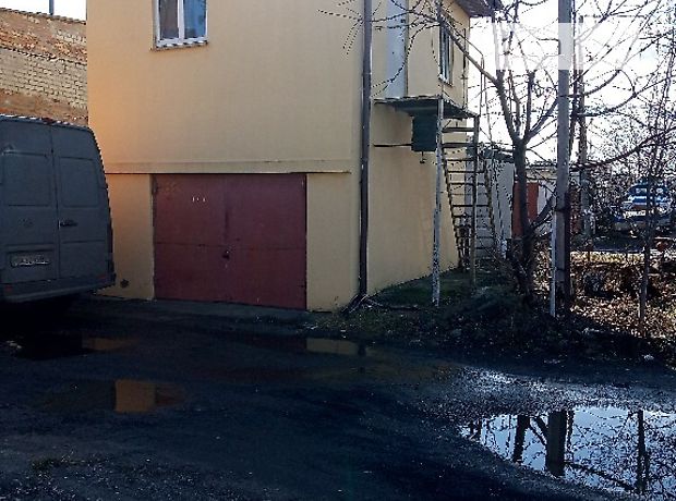 Бокс в гаражном комплексе под легковое авто, площадь 48 кв.м. фото 1 Бокс в гаражном комплексе под легковое авто, площадь 48 кв.м. фото 1