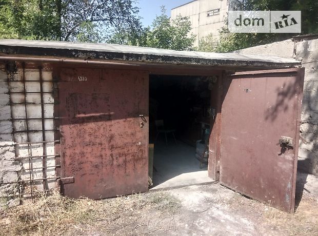 Бокс в гаражном комплексе под легковое авто, площадь 25 кв.м. фото 1 Бокс в гаражном комплексе под легковое авто, площадь 25 кв.м. фото 1