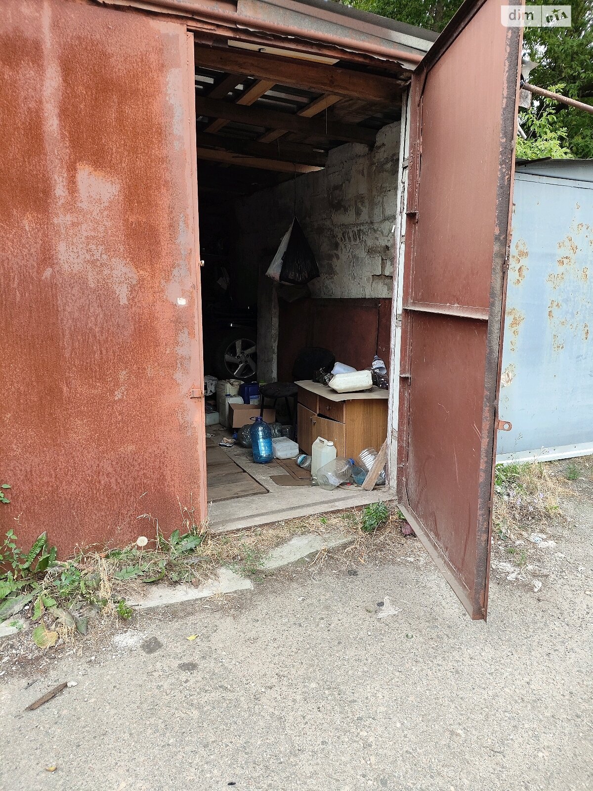 Место в гаражном кооперативе под легковое авто в Днепре, площадь 30 кв.м. фото 1