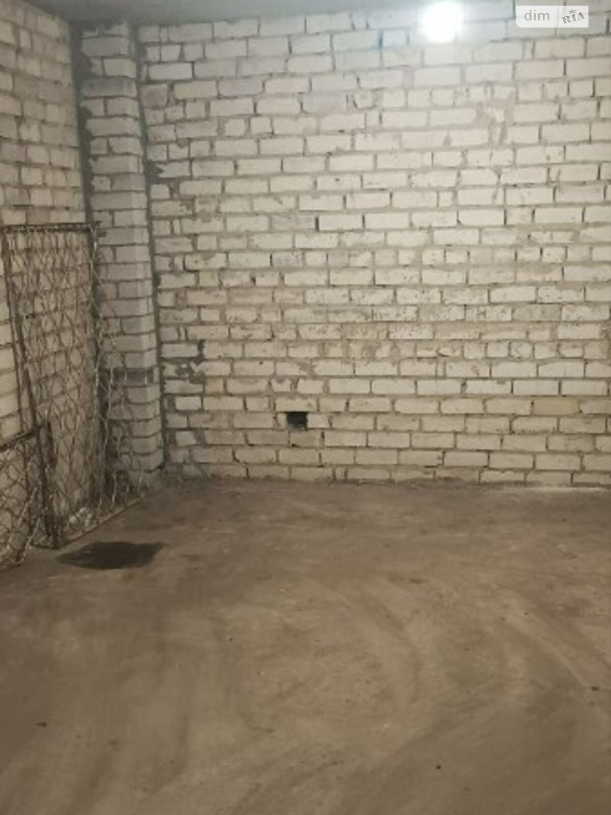 Место в гаражном кооперативе под легковое авто в Харькове, площадь 48 кв.м. фото 1
